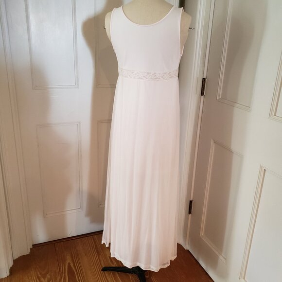 Vintage Miss Elaine chiffon nightgown & robe peignoir set in baby pink - Picture 5 of 16